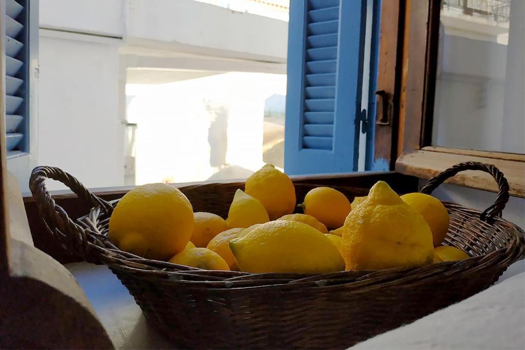 Ariadne,Traditional Apartment In Centre Of Poros Poros Town Luaran gambar